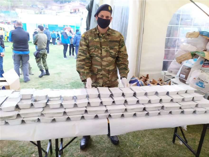 Οι Ένοπλες Δυνάμεις στο πλευρό των σεισμοπαθών