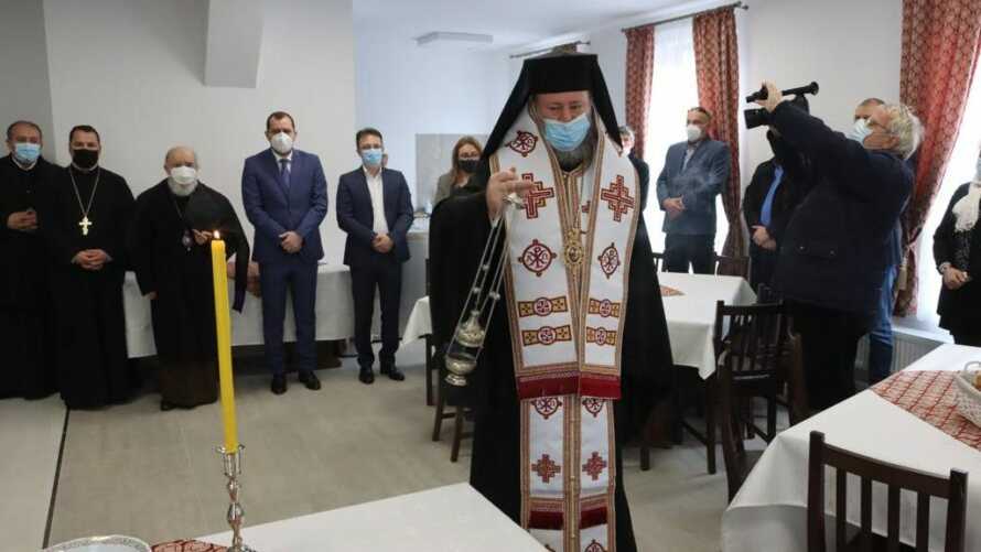 Arad: Cantina socială a Arhiepiscopiei a fost renovată și va crește numărul de beneficiari