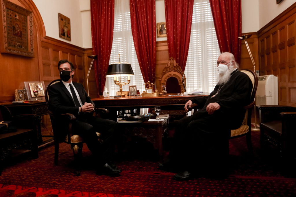 Στον Αρχιεπίσκοπο Αθηνών ο πρόεδρος του ΕΟΔΥ