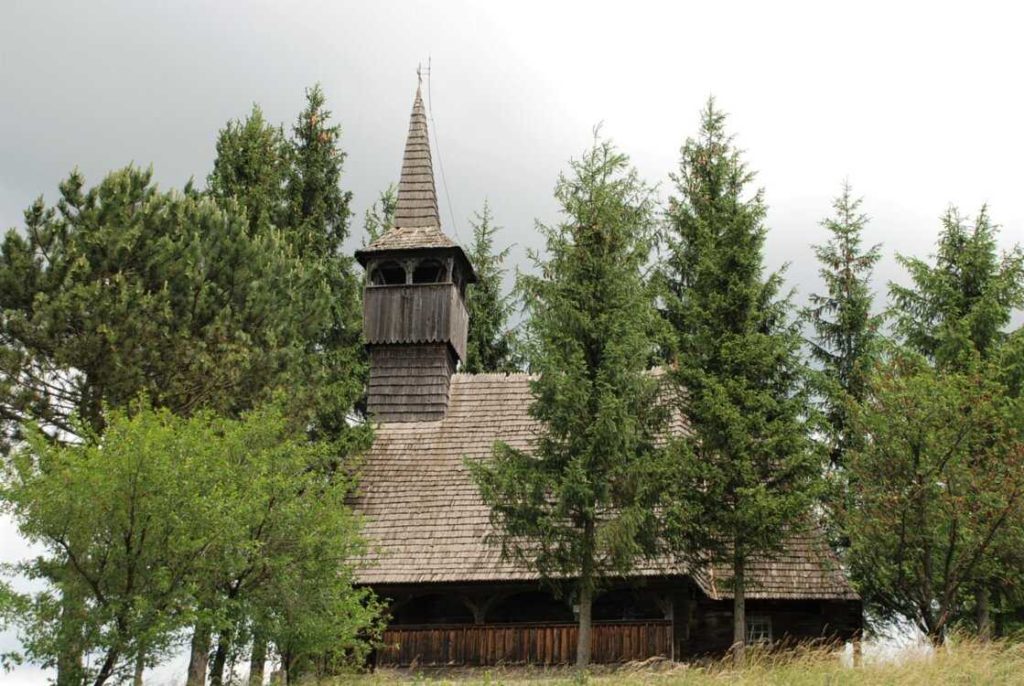 Κινδυνεύουν οι ξύλινες εκκλησίες στη Ρουμανία