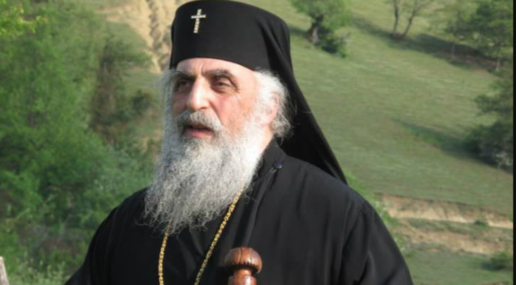 მიტროპოლიტი სტეფანე ჭყონდიდის ეპარქიაში “პატრიოტთა ალიანსის” ლიდერებსა და პარტაქტივს 200 პერსონაზე გაწყობილი სუფრით მასპინძლობს