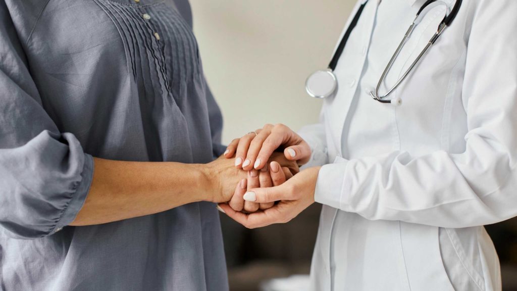 60 de medici de familie vor informa pacientele în criză de sarcină despre programul de sprijin al Pro Vita Iași