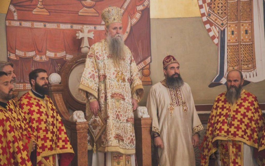 Епископи Јоаникије и Методије богослужили у храму Васкрсења Христовог у Подгорици