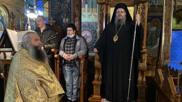 Ο Μητροπολίτης συνεχάρη τους πρωτοετείς μαθητές