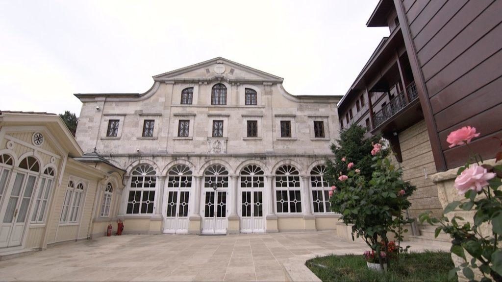 Τα νέα μέλη της Αγίας και Ιεράς Συνόδου