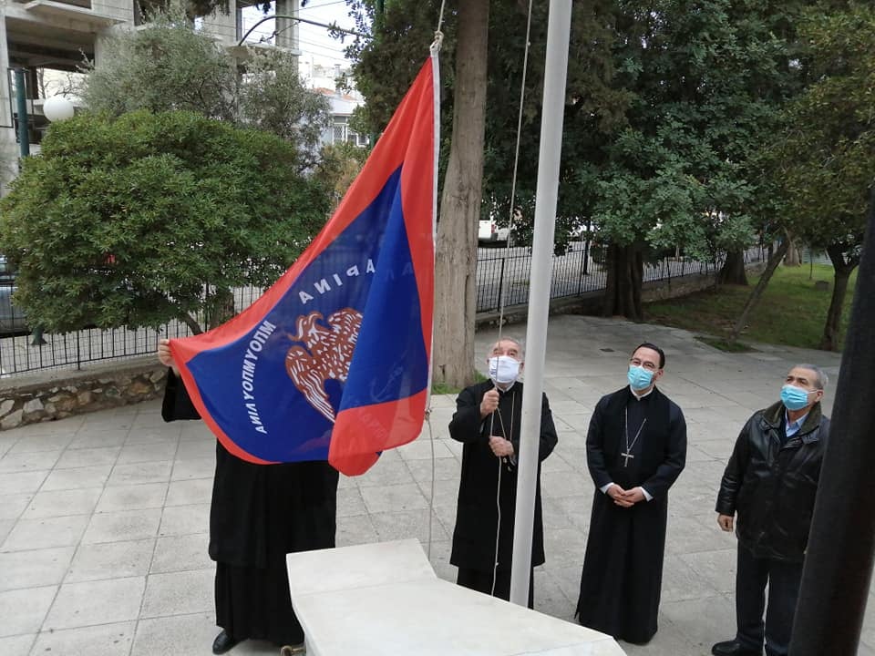 Ύψωσαν με ρίγος τη Σημαία της Λασκαρίνας Μπουμπουλίνας