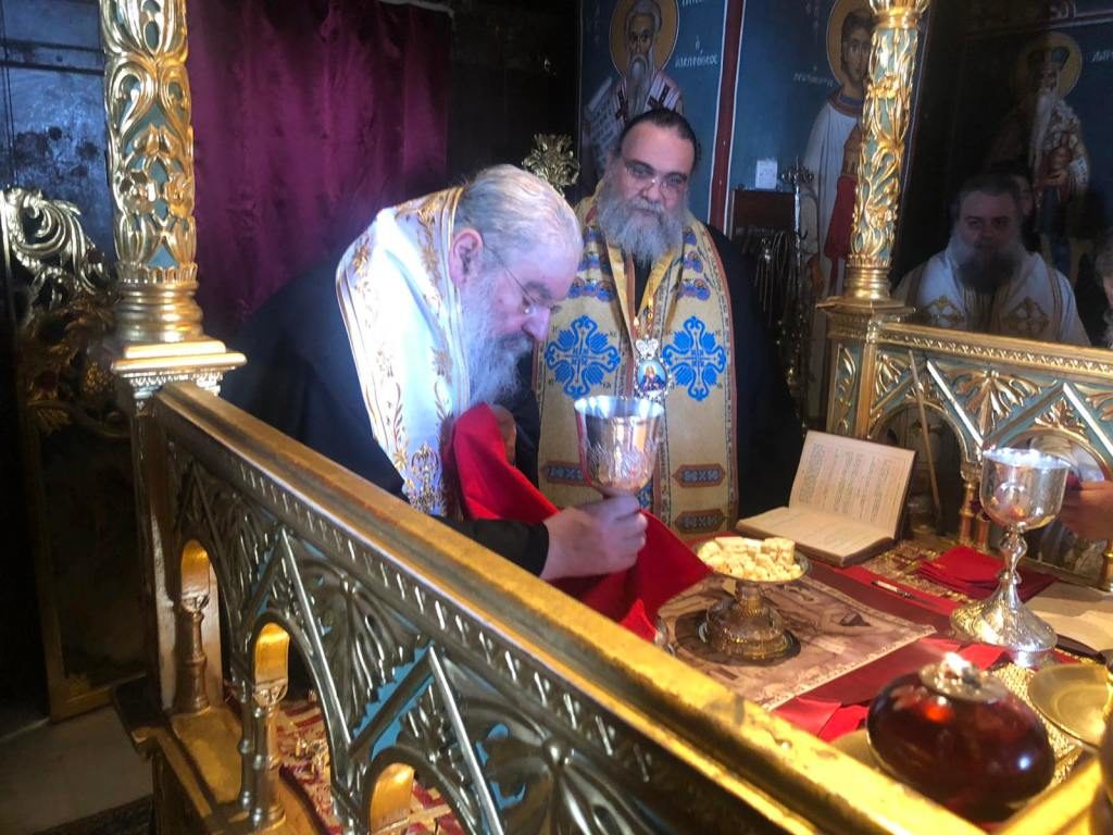 Ενθρόνισαν τον νέο Καθηγούμενο της Μονής Σταυροβουνίου