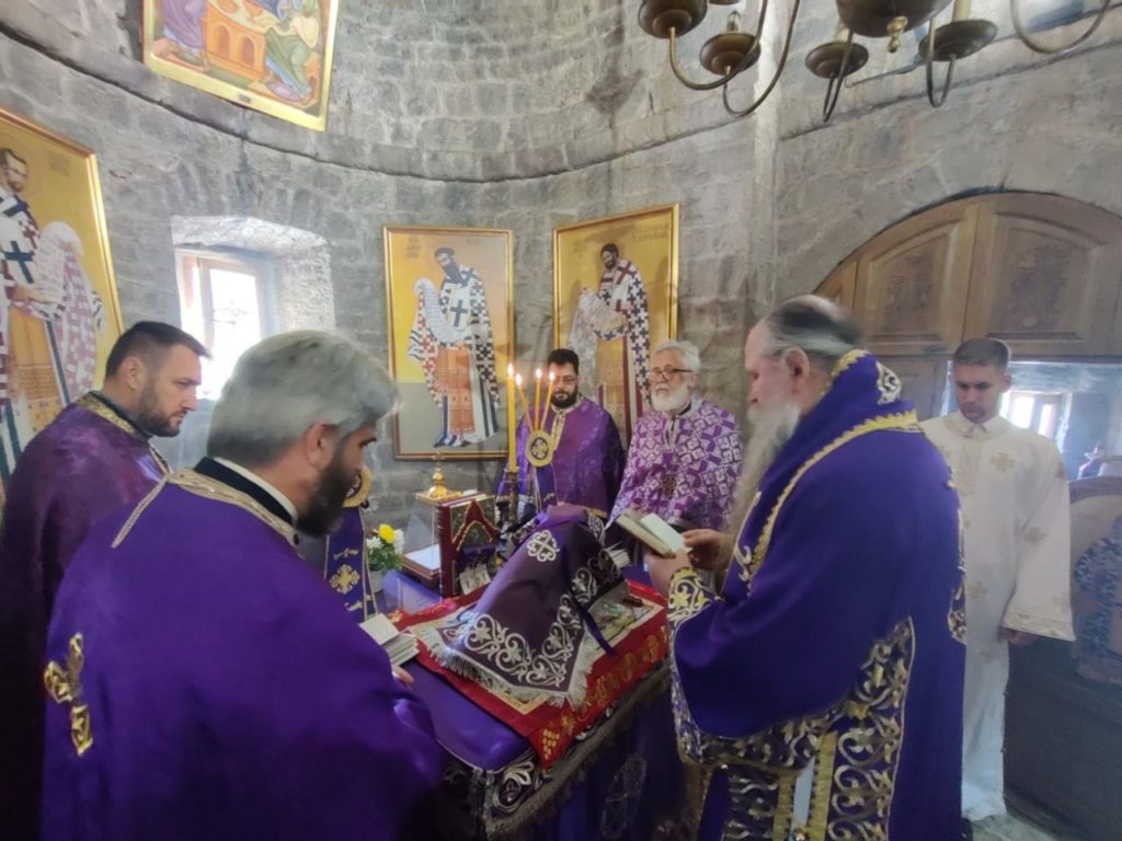 Владика Јоаникије у Стањевићима: Опет ћемо се борити за своја права уколико слобода вјере буде угрожена