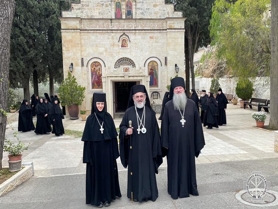 ПАМЯТЬ СРЕТЕНИЯ ПРЕСВЯТОЙ БОГОРОДИЦЫ И ПРАВЕДНОЙ ЕЛИСАВЕТЫ СОВЕРШИЛИ В ИЕРУСАЛИМЕ