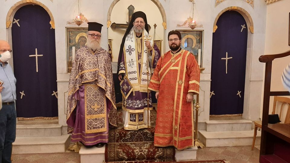 يوم الأربعاء الواقع فيه 28 نيسان 2021، ترأس راعي الأبرشية خدمة القداس السابق تقديسه ليوم الأربعاء العظيم في كنيسة ميلاد السيدة – عاريا، وعاونه في الخدمة قدس الأب متّى صيقلي والشماس نيقولاوس أبو صعب.