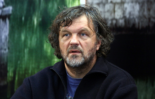 Кустурица: Человеком без Бога можно управлять, как стадом коров