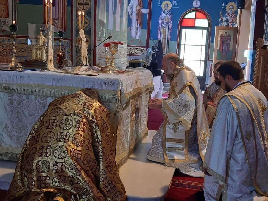 Εορτάστηκε ο Άγιος Γρηγόριος ο Ε’ στη Μητρόπολη Θεσσαλιώτιδος