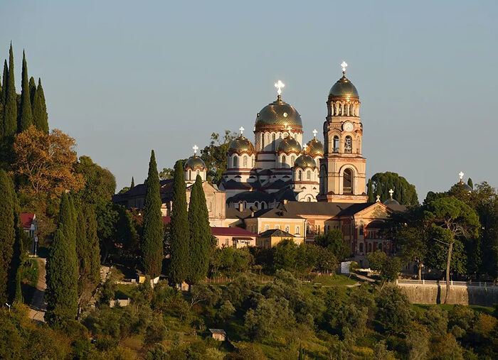 MT. ATHOS REMAINS CLOSED TO PILGRIMS THROUGH PASCHA AND BRIGHT WEEK