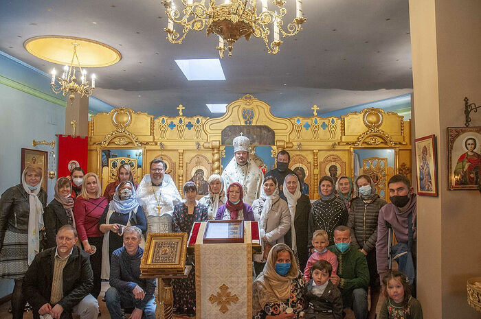 CHURCH CONSECRATED FOR SPAIN PARISH THAT LEFT CONSTANTINOPLE FOR RUSSIAN CHURCH