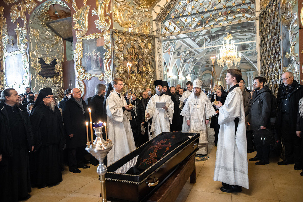Наместник Троице-Сергиевой лавры и ректор Московской духовной академии совершили отпевание игумена Андроника (Трубачева)