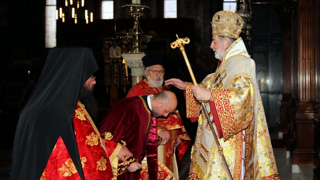 Χειροτονία πρεσβυτέρου στο Λονδίνο (ΒΙΝΤΕΟ)