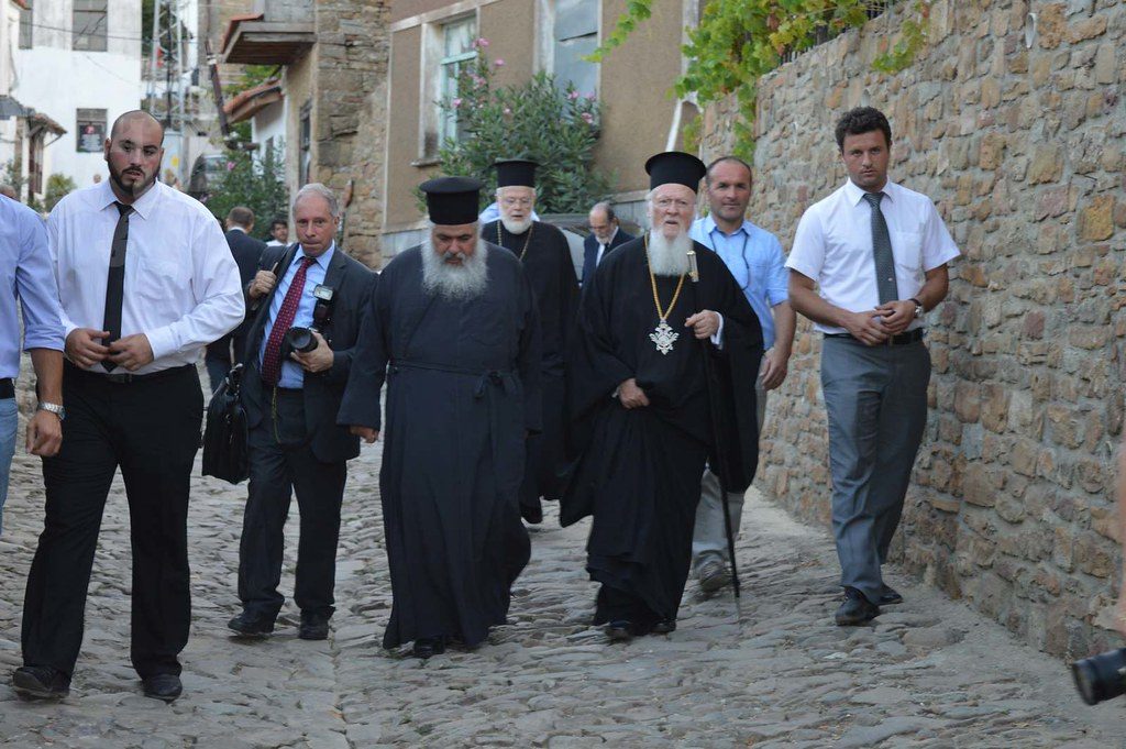 “Χριστός Ανέστη, σεβαστέ μας φίλε, Νίκο Μαγγίνα”