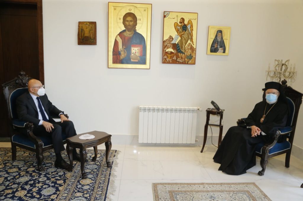 سلام بعد زيارته المطران عوده:البلد في حاجة الى مرجعية تنفيذية تتمكن من ادارة شؤون البلاد وتخفف من آلام الناس