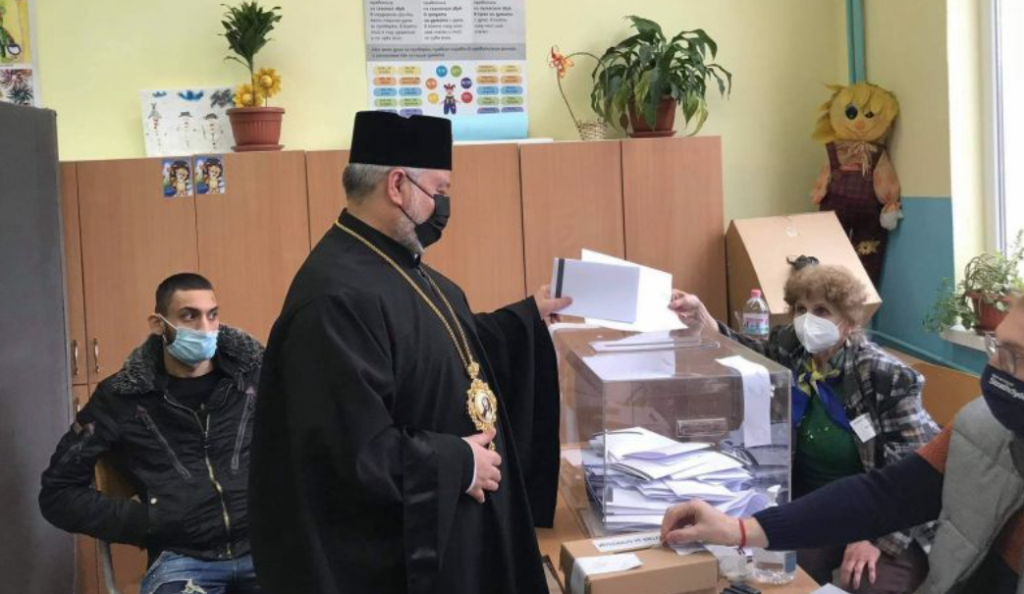 Митрополит Киприан упражни правото си на глас