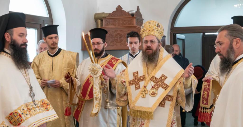 На Лазарова събота бе отслужена архиерейска св. Литургия в гробищния храм „Възкресение Лазарово“