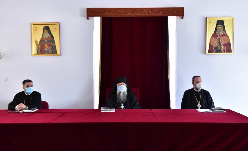 Arhiepiscopia Râmnicului | Peste 1000 de copii au primit o şansă la educaţie prin proiectul Alege Şcoala