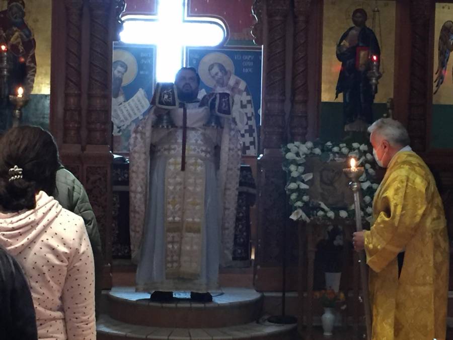 Първа литургия на свещ. Цоло Кривачков в БПЦО „Св. Теодосий Търновски“ в Кьолн-Бон