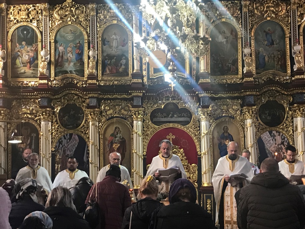 Света тајна јелеосвећења у јаковачкој цркви Вазнесења Христовог