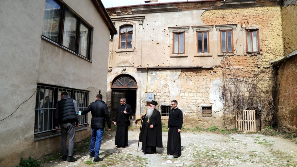 Митрополит Хризостом посетио Кућу Цековића у Сарајеву