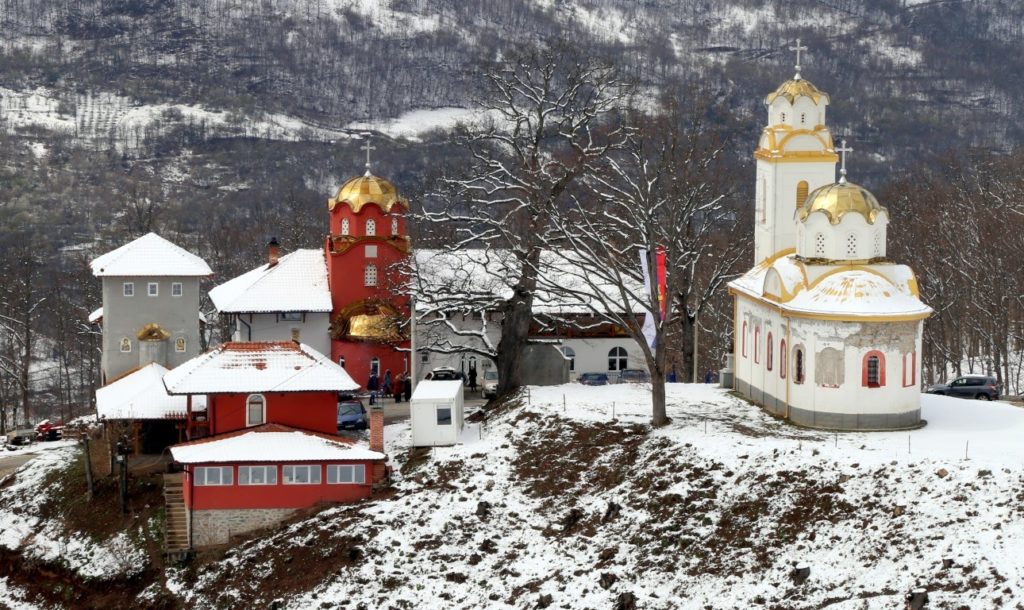 Благовести у манастиру Карно