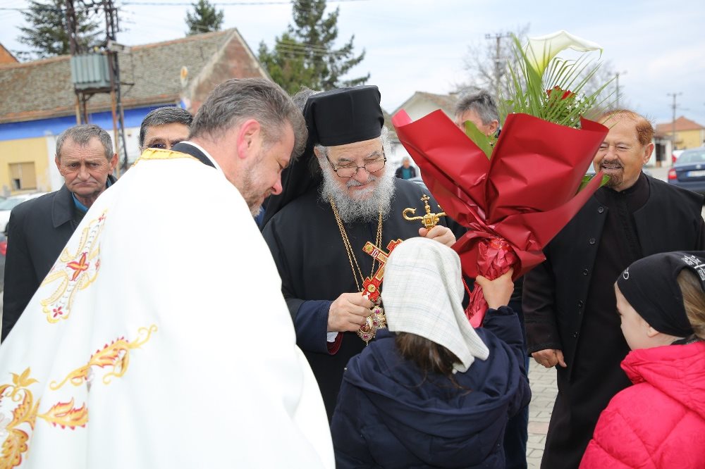 Архијерејска Литургија у Белегишу