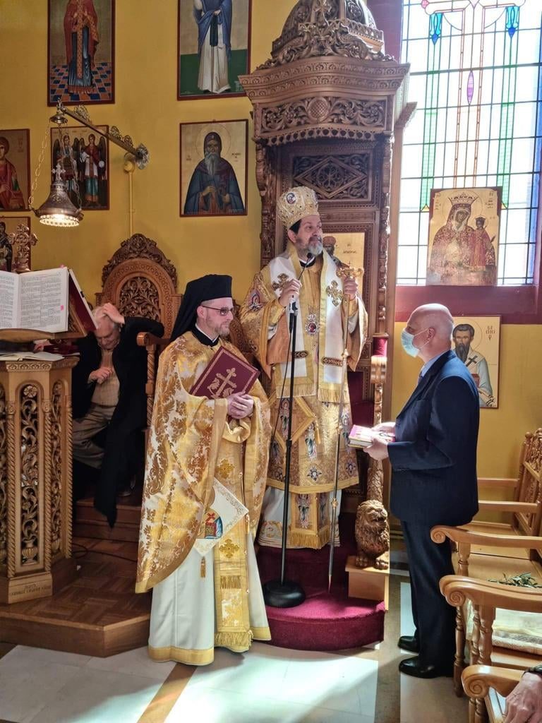 Απονομή οφφικίου από τον Επίσκοπο Κλαυδιουπόλεως
