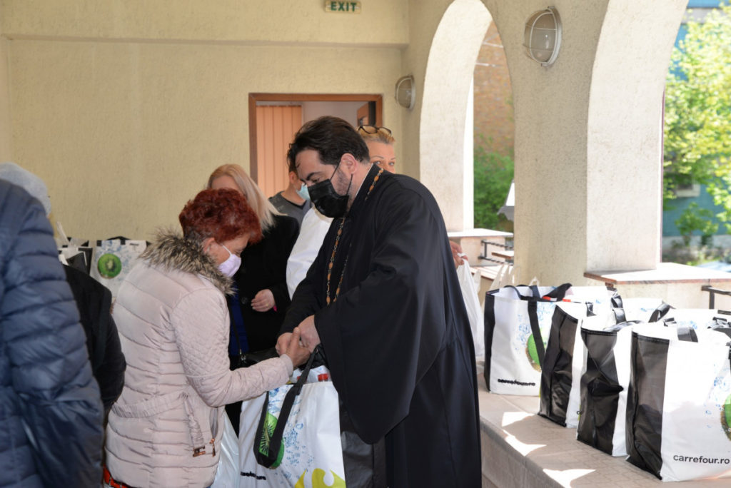 Sprijin pentru persoane vulnerabile la cantina „Sfânta Ana” din București