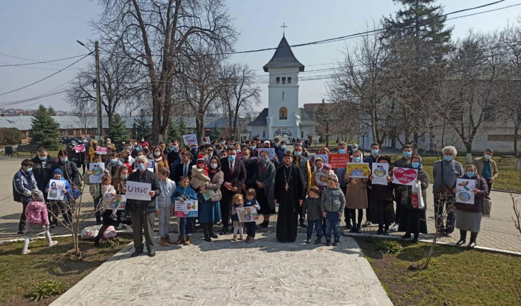 „Uniți pentru viață” în Episcopia Hușilor
