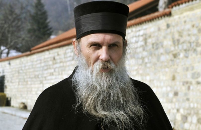 Владика Јован: Осим вакцине нема другог избора