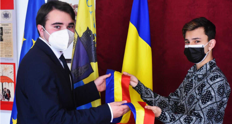 Un elev seminarist a fost ales primarul tinerilor din Slobozia