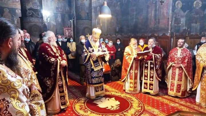 Το 23ο κερί για την ενότητα του ρουμανικού λαού καίγεται στη Μονή Hlincea