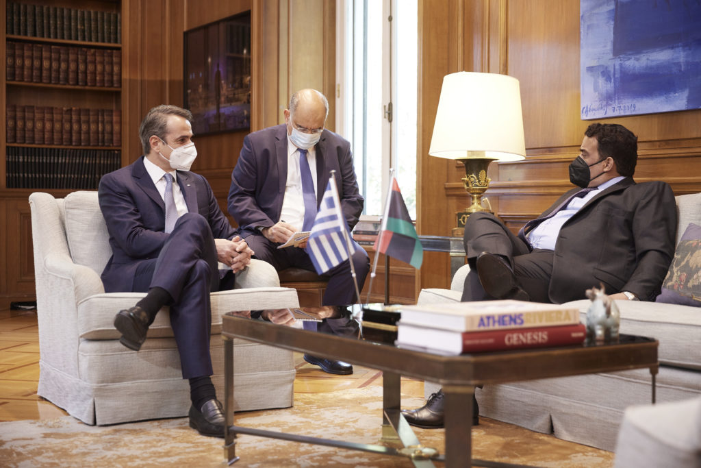 Άμεση επανεκκίνηση των συνομιλιών Ελλάδας – Λιβύης