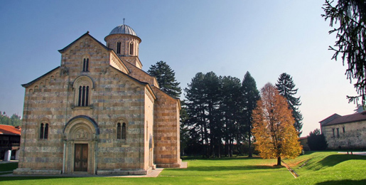 В Косово православное монашество оказалось «на мушке»