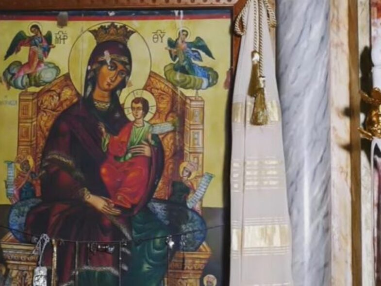 Άθικτη η εικόνα της Παναγίας στην Μονή Κατερινούς που κάηκε