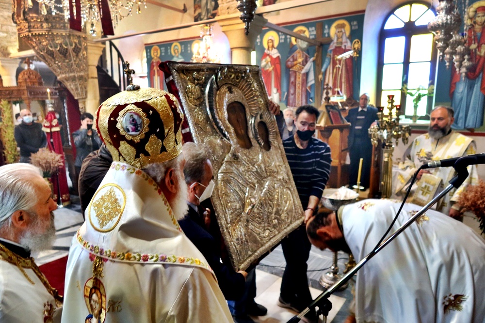 Η Επανενθρόνιση της ιεράς Εικόνας της Παναγίας Θεοσκεπάστου