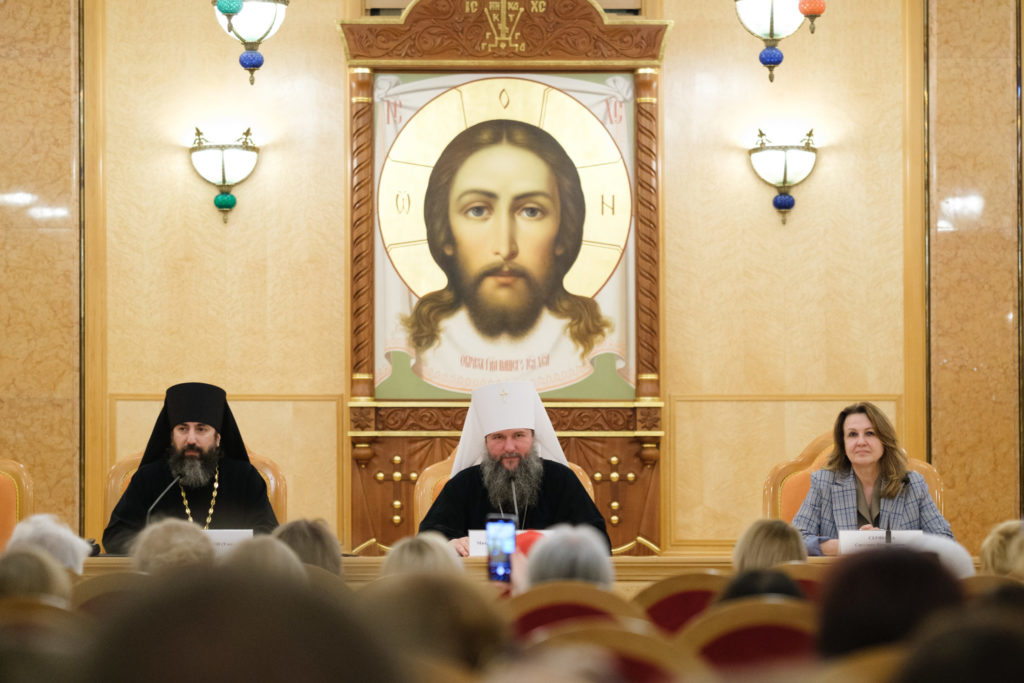 Прошел круглый стол с участниками и победителями XV Всероссийского конкурса «За нравственный подвиг учителя»
