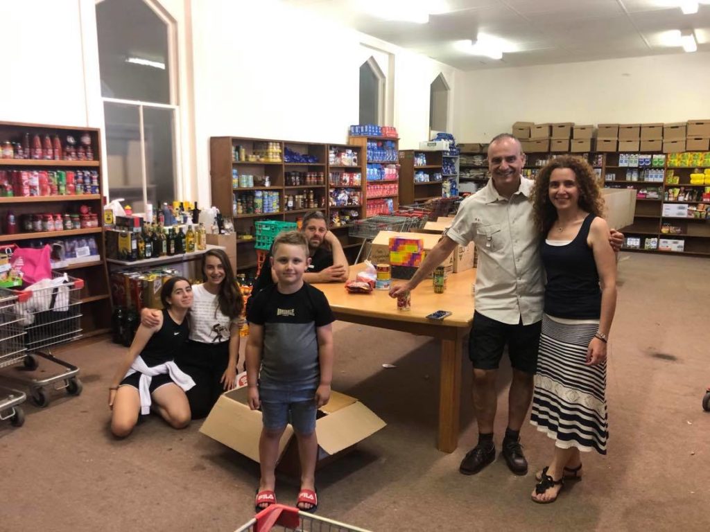 Αυστραλία: H Εκκλησία στο πλευρό 250 οικογενειών