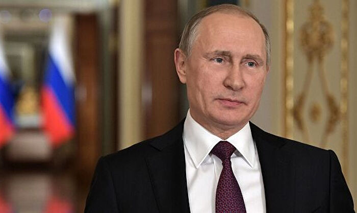 Президент России В.В. Путин поздравил Святейшего Патриарха Кирилла с днем тезоименитства