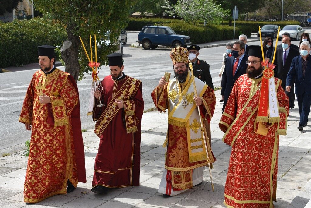 “Χριστός Ανέστη” στην Ιερά Μητρόπολη Μαρωνείας