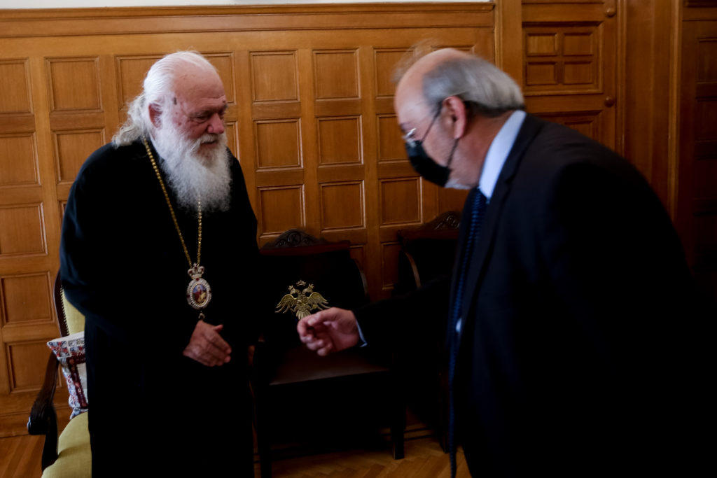 Συνάντηση Αρχιεπισκόπου με μέλη του Εθνικού Κέντρου Αιμοδοσίας και τη Βουλευτή Αυγερινοπούλου