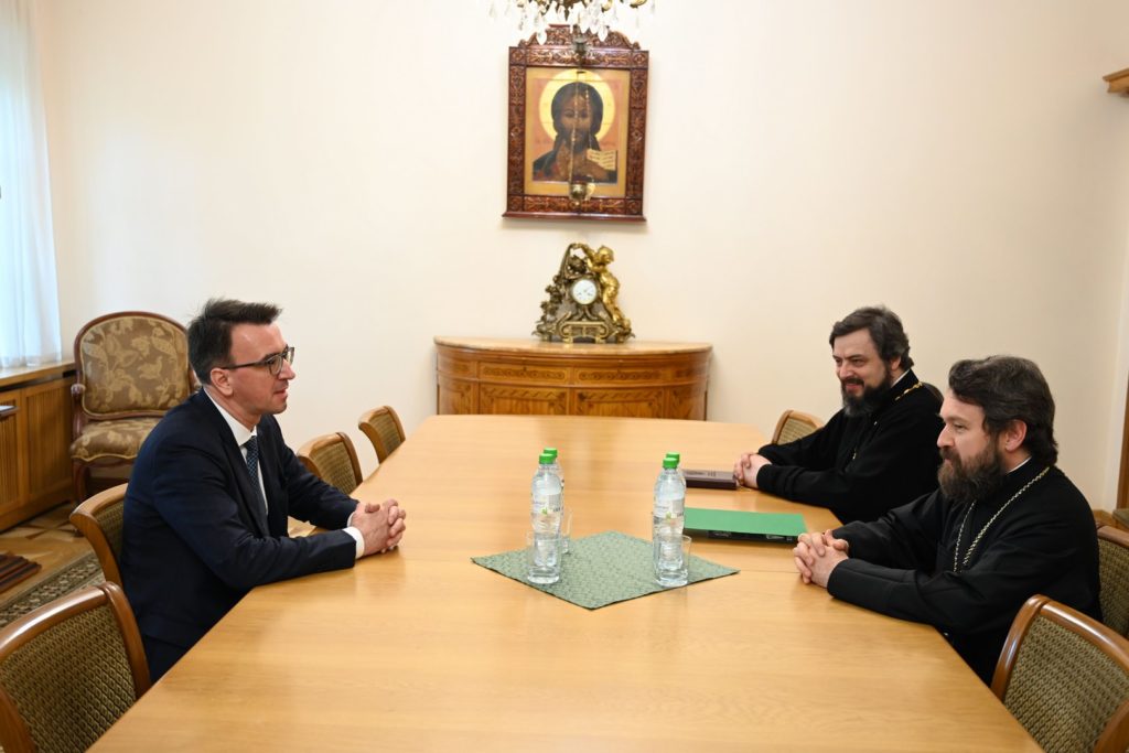 Συνάντηση του Μητροπολίτη Βολοκολάμσκ με τον Ρώσο Πρέσβη στο Μαυροβούνιο