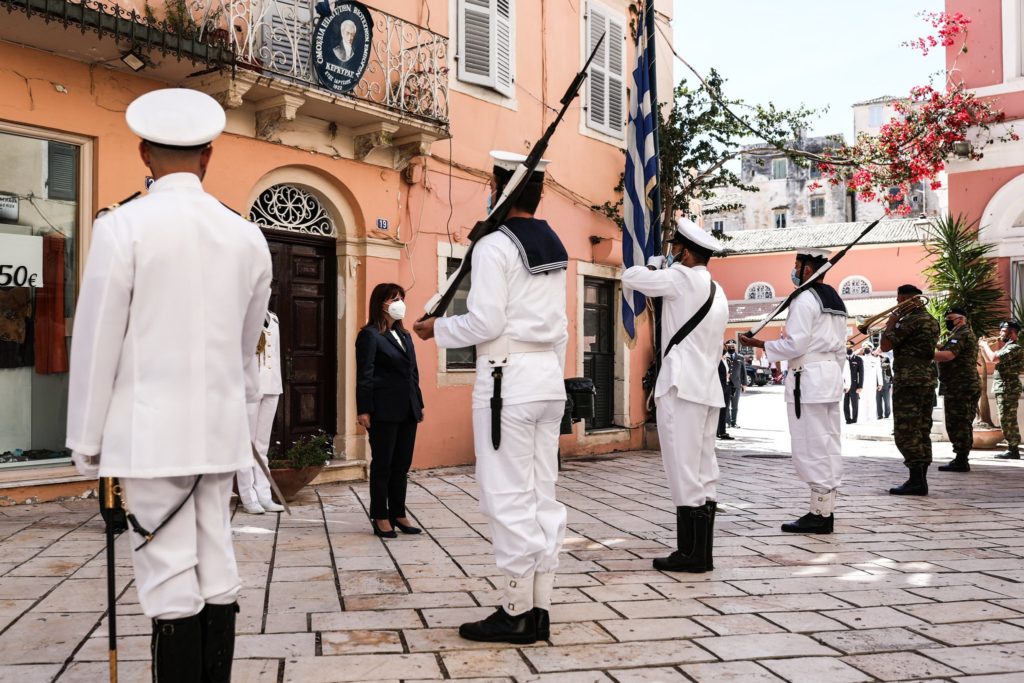 Στη Δοξολογία για την ένωση της Επτανήσου η ΠτΔ στην Κέρκυρα