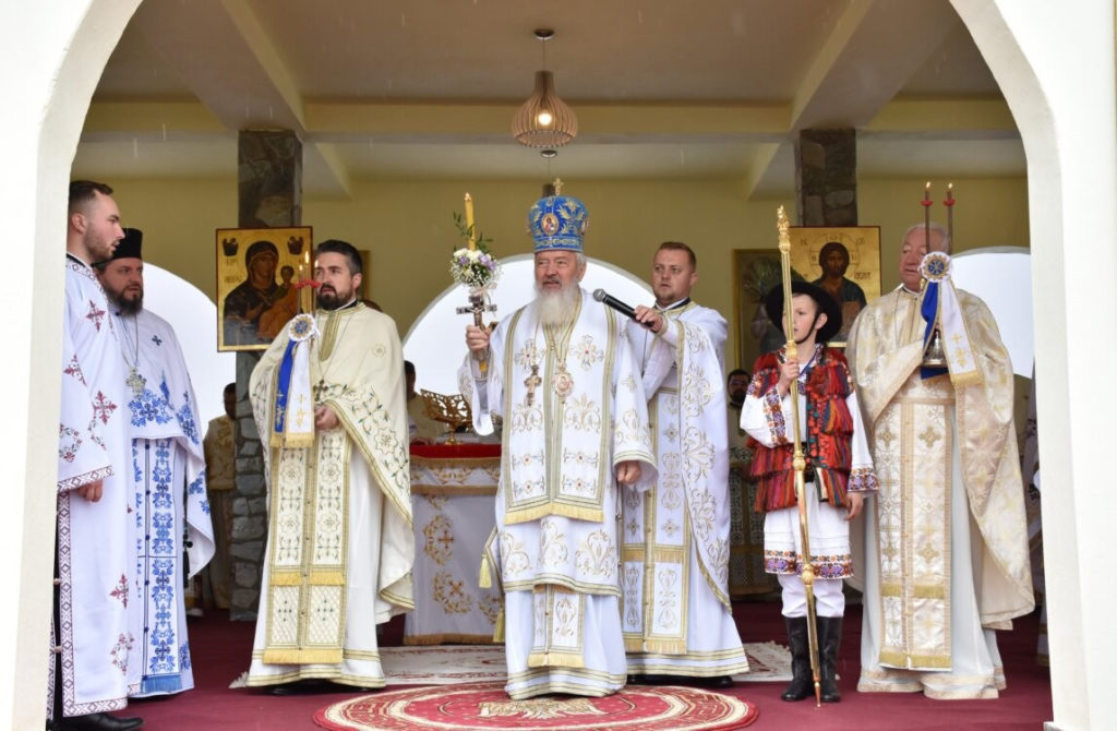Hramul Mănăstirii Salva, prăznuit în prezența Mitropolitului Clujului
