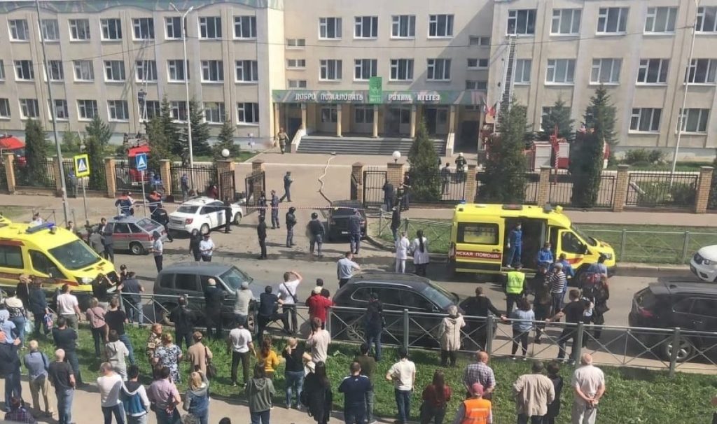 В Казани епархия помогает семьям погибших и пострадавшим в результате трагедии в школе