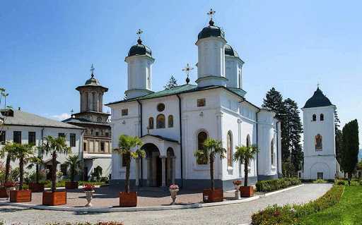 Hramul Catedralei Arhiepiscopale din Râmnicu-Vâlcea: Program